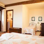 Alloggio per agriturismo Le Querciole *